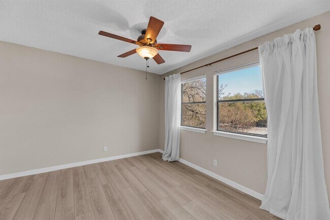 Building Photo - 9226 Jollyville Rd