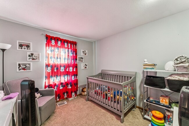 Building Photo - 15523 W 83rd Terrace