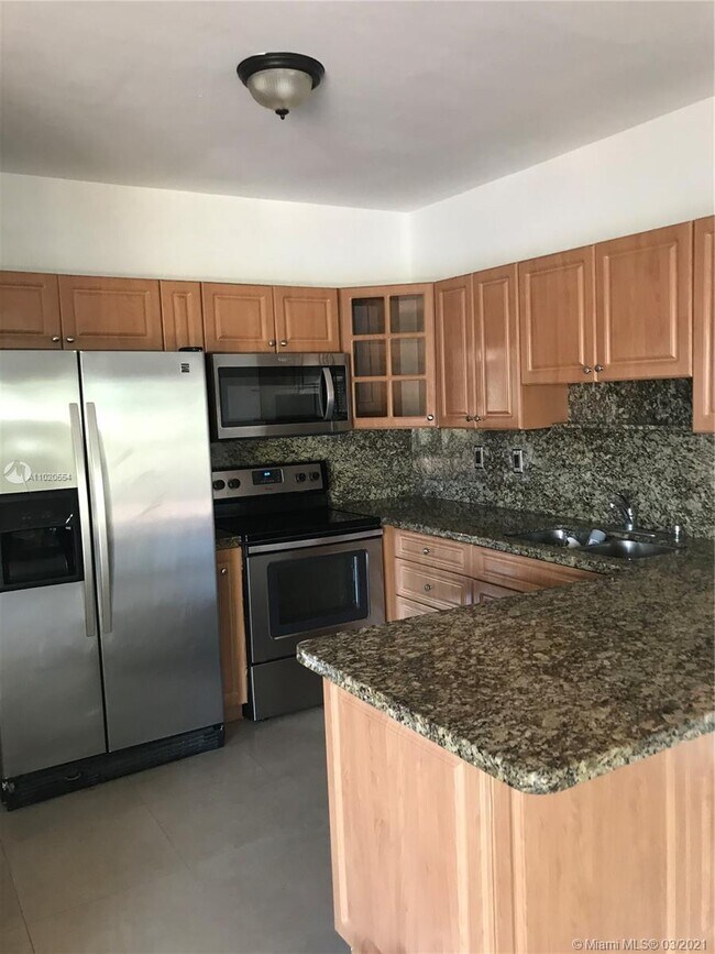 Building Photo - 10564 NW 8th Ln