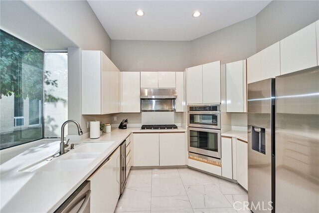 Building Photo - 44980 Olympic Ct
