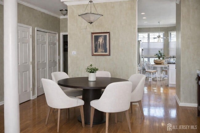 Building Photo - 22 Breckenridge Ln