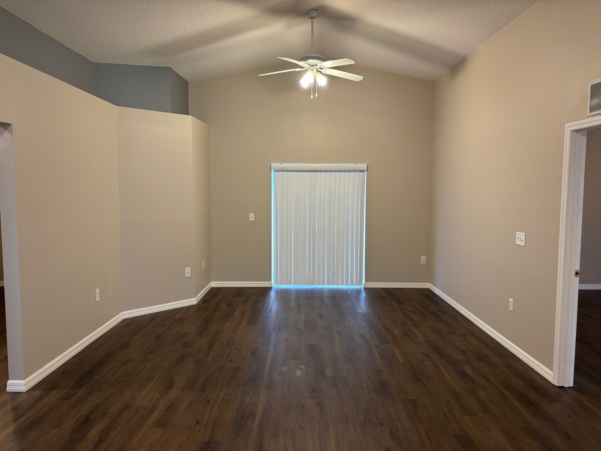 Main Living Room - 2302 Northern Leaf St