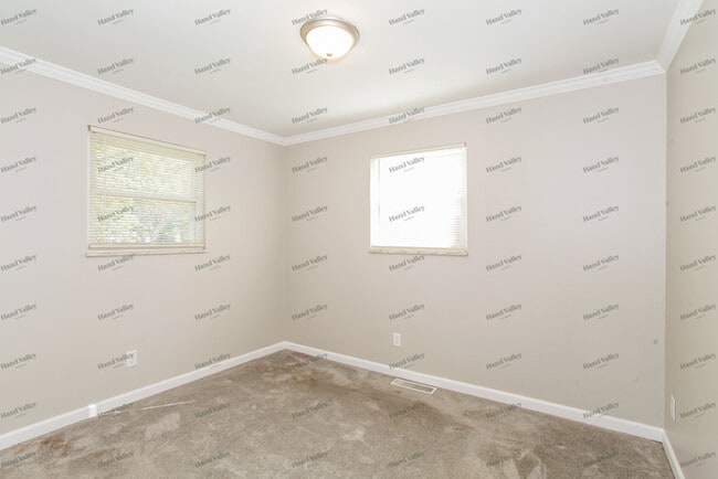 Building Photo - 1934 Windmill Way