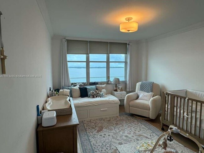 Building Photo - 800 Claughton Island Dr