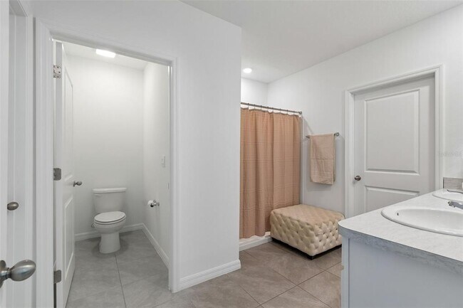 Building Photo - 3406 Grassy Knl