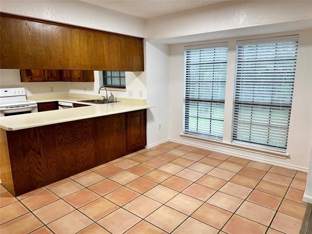 Building Photo - 3935 Firethorn Dr