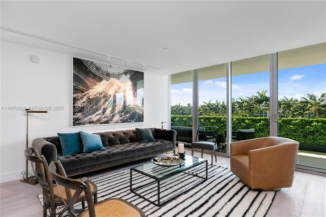 Building Photo - 360 Ocean Dr