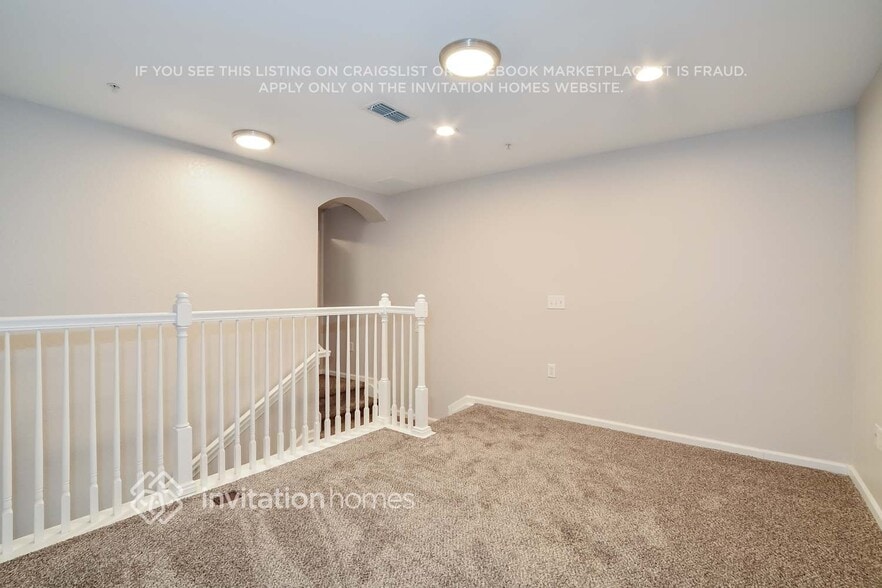 Building Photo - 14233 Turning Leaf Dr