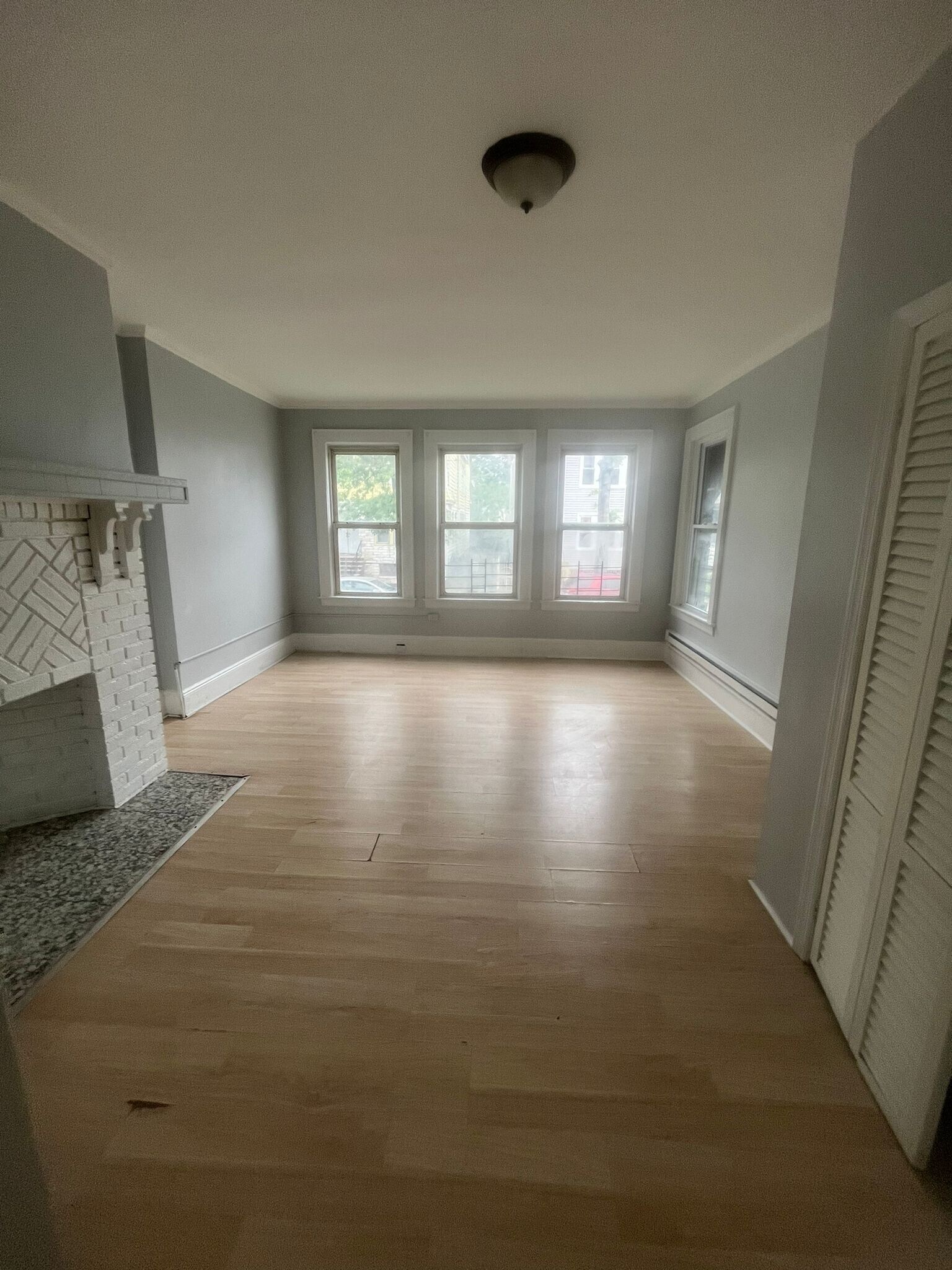 Unit 1 - 133 Isabella Ave