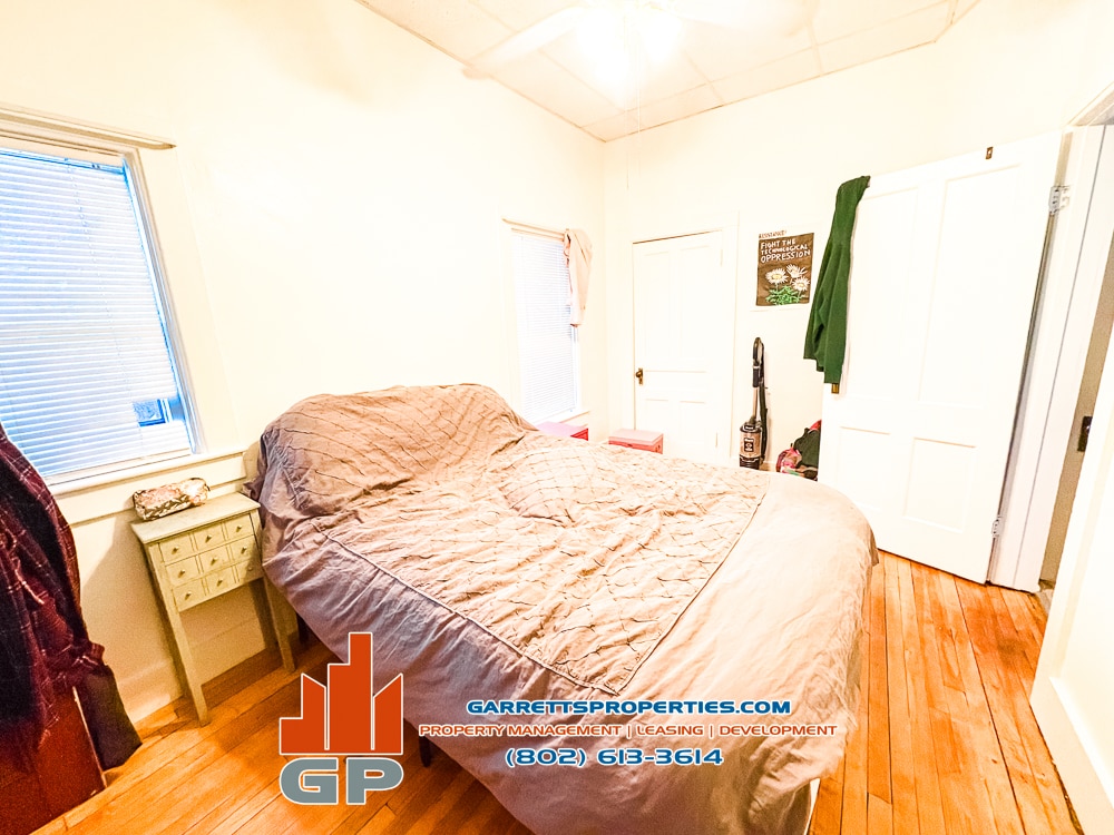 Building Photo - 10 Loomis St