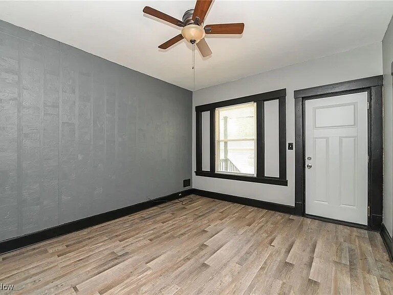 Front unit living room - 3620 E 63rd St
