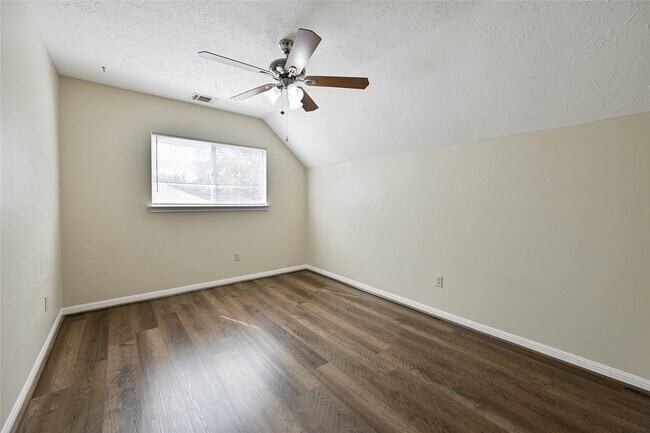 Building Photo - 2507 Foxden Dr