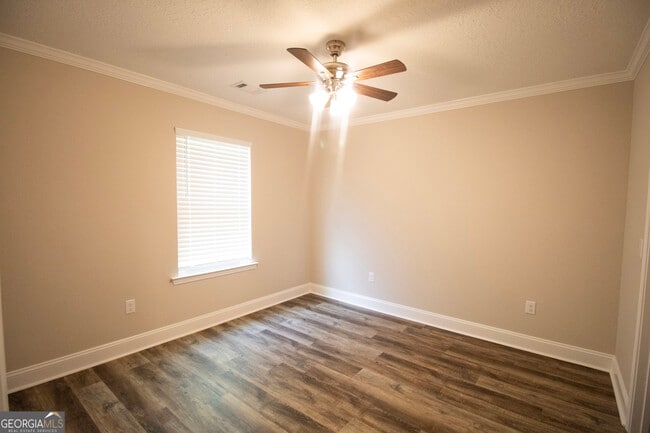 Building Photo - 106A Woodsedge Dr