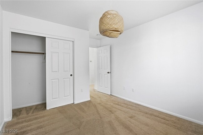 Building Photo - 10585 Cave Ridge St