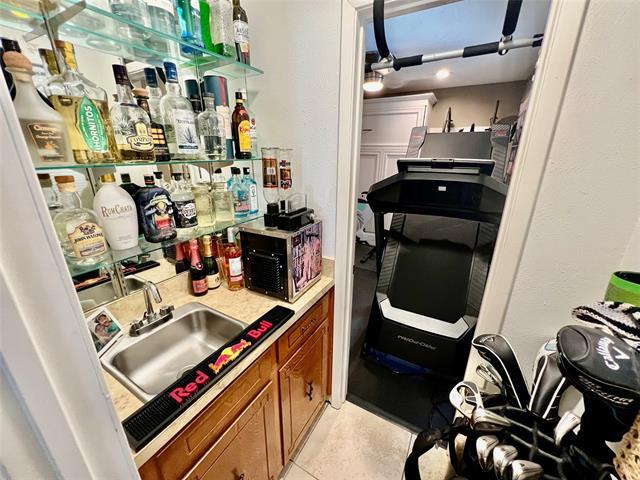 Building Photo - 7812 Woodharbor Dr