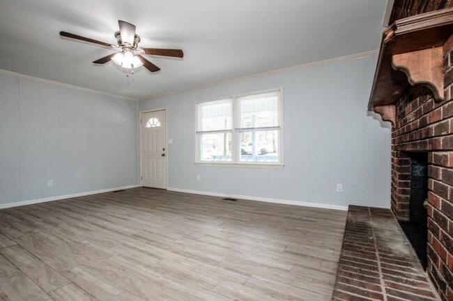 Building Photo - 1159 Camp Creek Rd