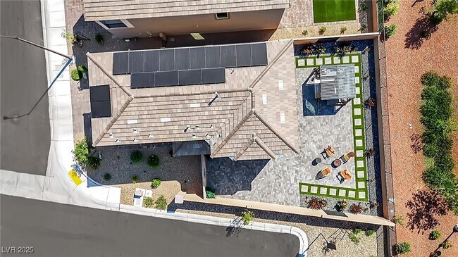 Building Photo - 8907 Roadrunner Ravine St