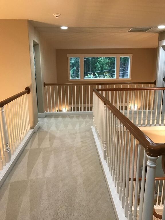 Building Photo - Spacious Home in Desirable Fircrest
