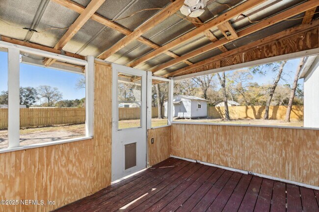 Building Photo - 97119 Diamond St