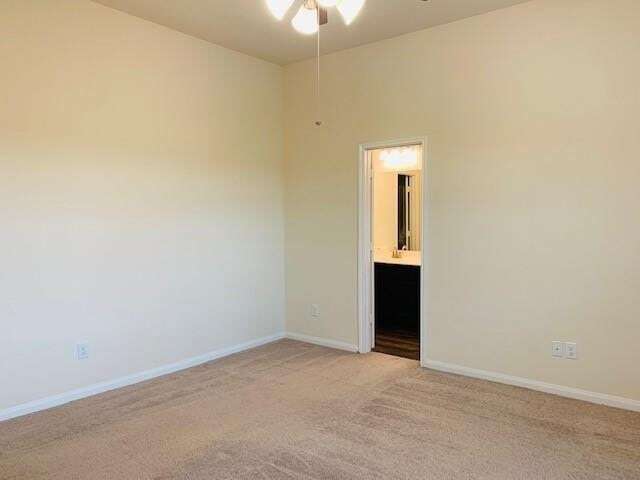 Building Photo - 2319 Bermuda Palms Dr