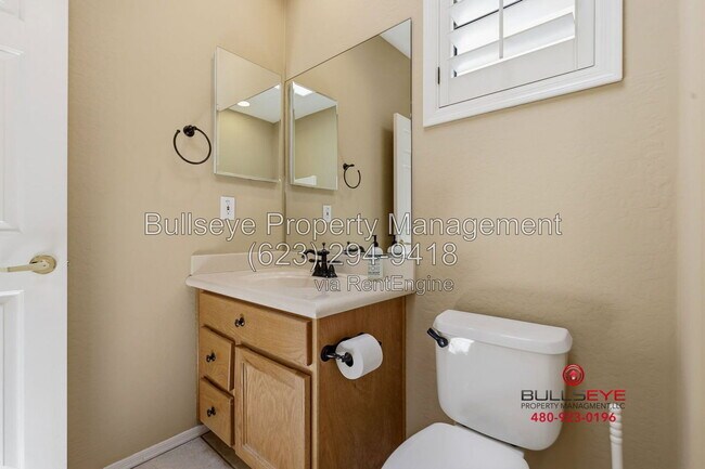 Building Photo - 2927 W Plum Hollow Dr