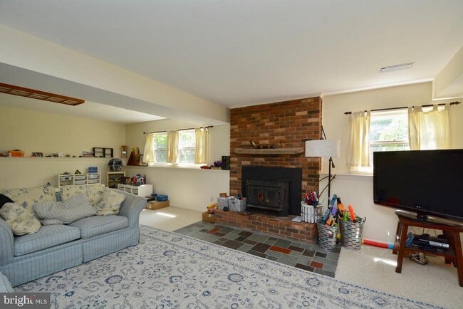 Building Photo - 7307 Fathom Ct