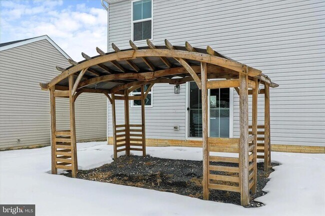 Building Photo - 125 Ceritos Trl