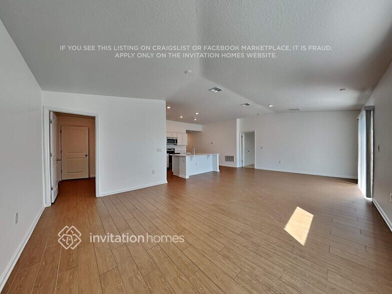 Building Photo - 1074 Caitlin Loop