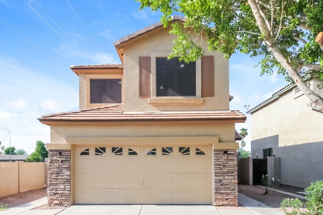 Building Photo - 1410 E June St