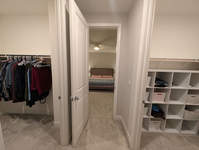 Building Photo - Pleasanton 4 Bed / 3 Bath, Top Rated Schools, Solar