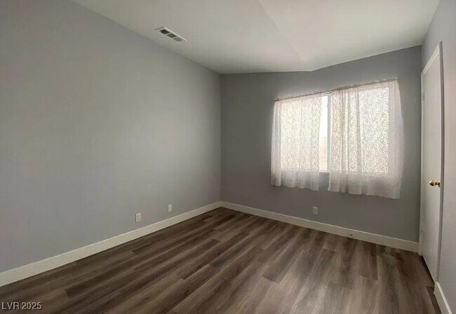 Building Photo - 6424 Quantum Ln