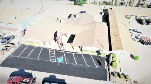 Building Photo - 807 S Beeline Hwy