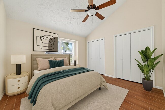 Building Photo - 10913 Bexley Dr