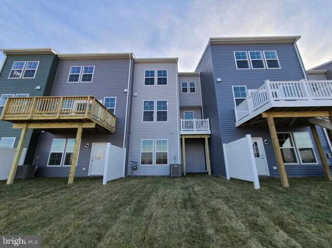Building Photo - 108 Alderman Wy