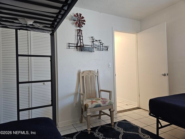 Building Photo - 4302 Seagate Ln N