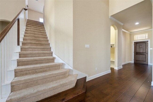Building Photo - 213 Southern Cross Dr