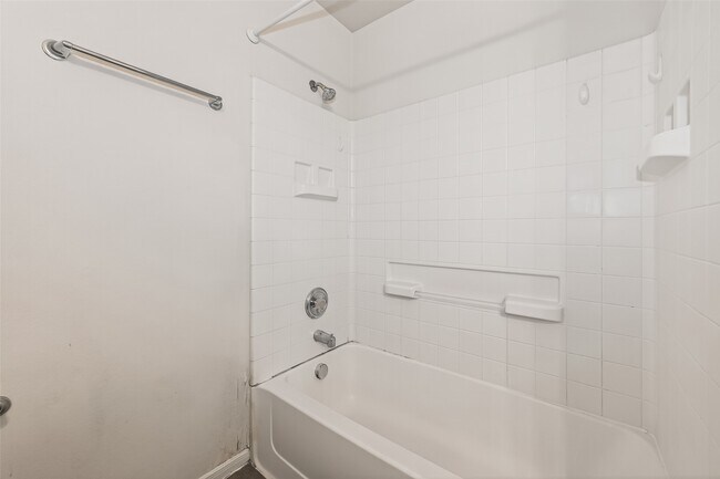 Building Photo - 8115 Sweetstone Bluff Ln