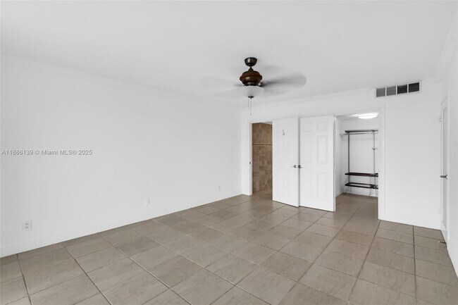Building Photo - 5401 Collins Ave