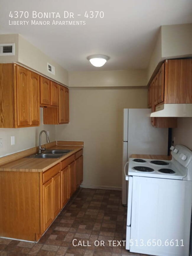 Building Photo - 4370 Bonita Dr