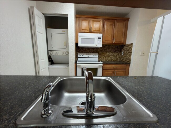 Building Photo - 15675 SW 74th Cir Dr