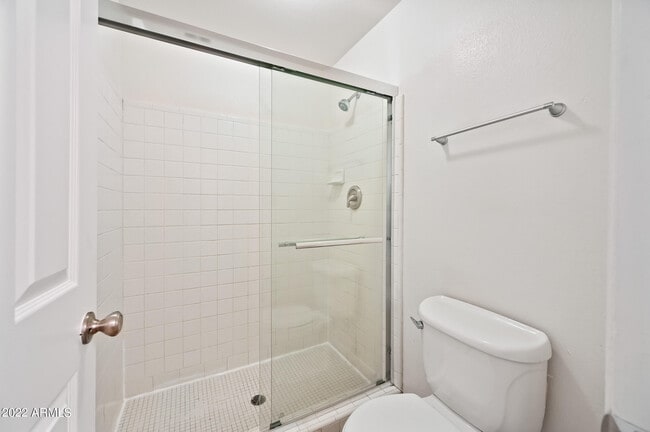 Building Photo - 2602 W Winchcomb Dr