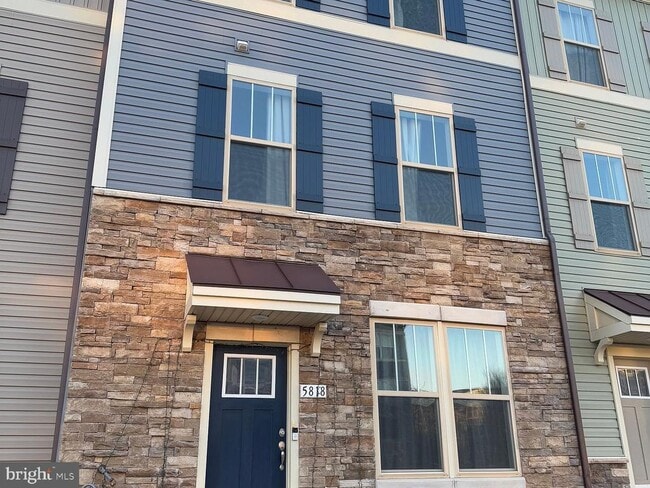 Building Photo - 5818 Imperial Dr