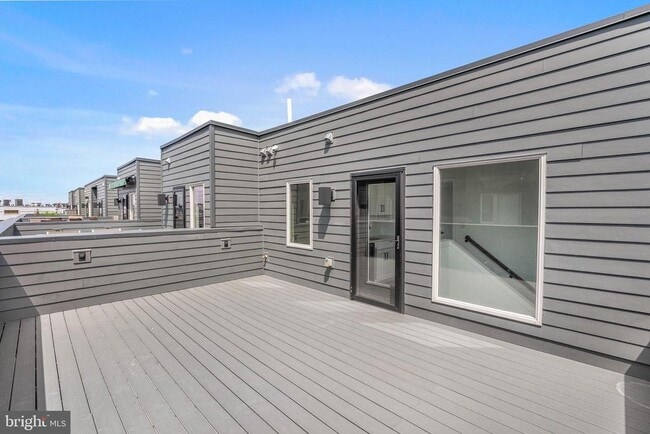 Building Photo - 3213 Birchview Walk