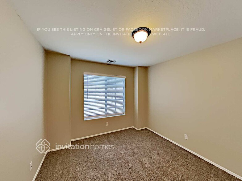 Building Photo - 8930 W Avalon Dr