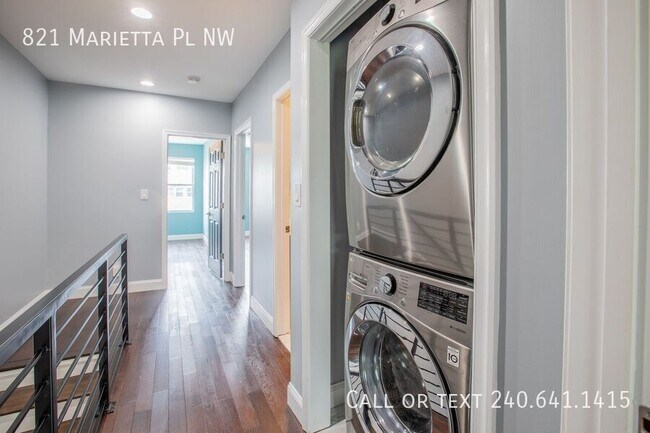 Building Photo - 821 Marietta Pl NW