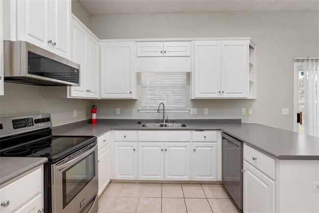 Building Photo - 106 Lagoon Way