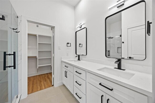 Building Photo - 7719 Orebo St