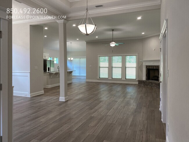 Building Photo - 12223 Eagle Dr