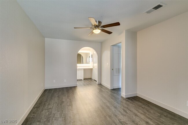 Building Photo - 2200 S Fort Apache Rd