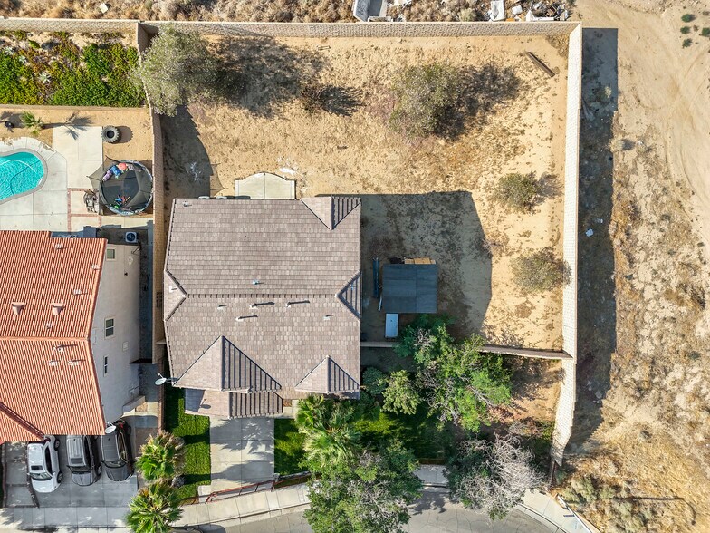 Building Photo - 3500 Desert Oak Dr